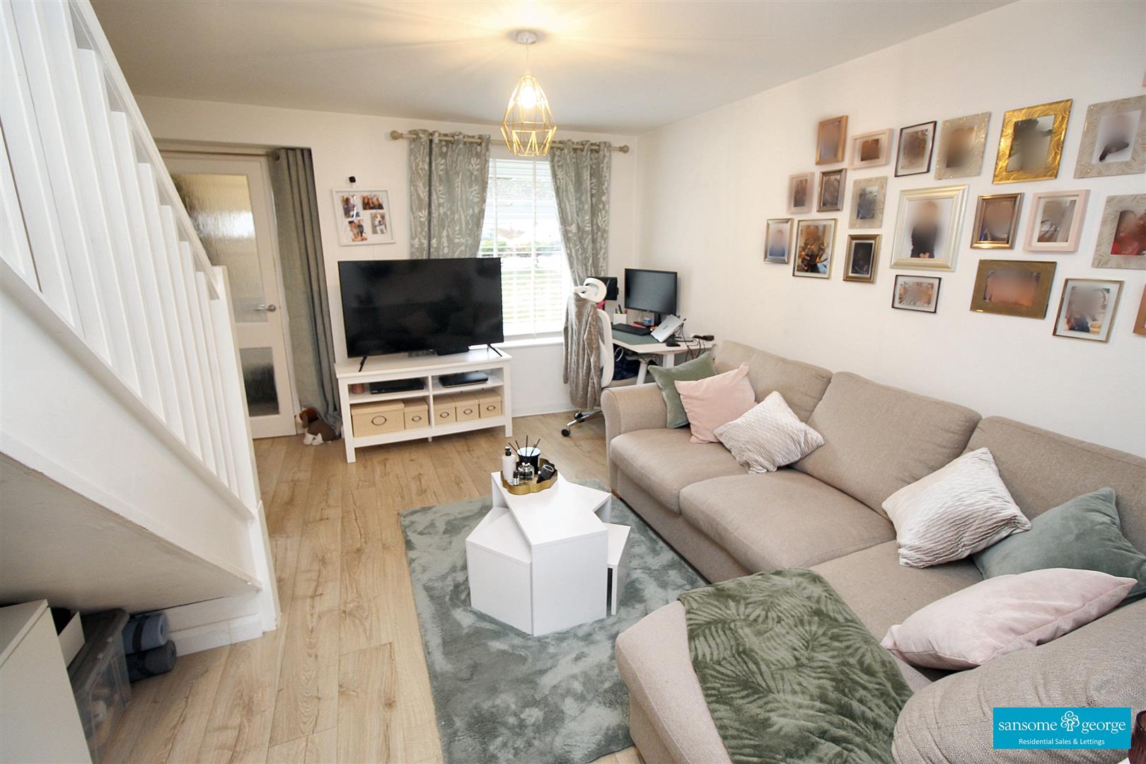 2 bed property in Pottery Road, Reading